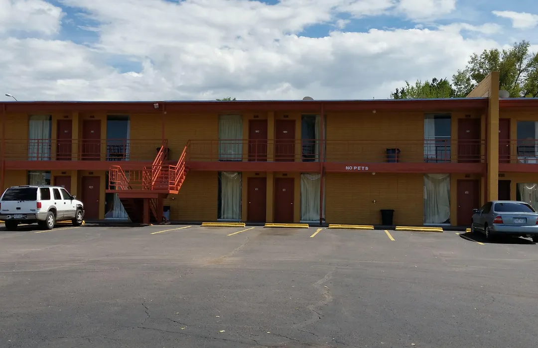 Essex House Motel-1