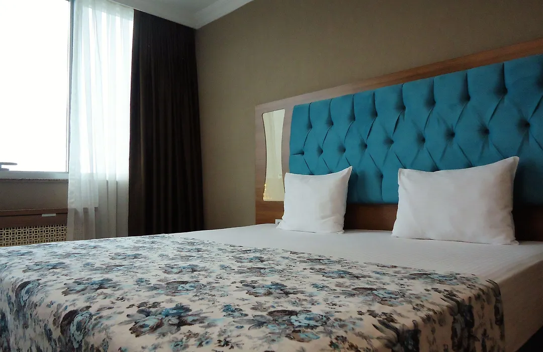 Golden Lounge Hotel-1