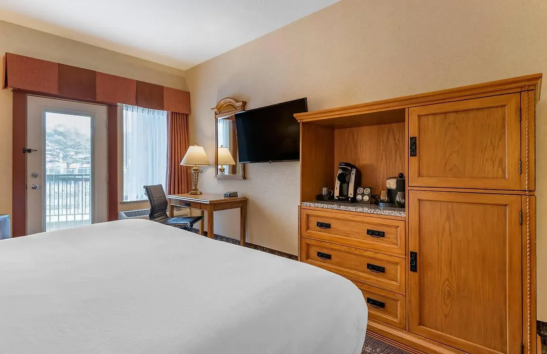 Kathryn Riverfront Inn, An Ascend Collection Hotel-1