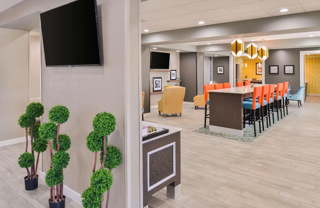 Hampton Inn Emporia, Ks-1