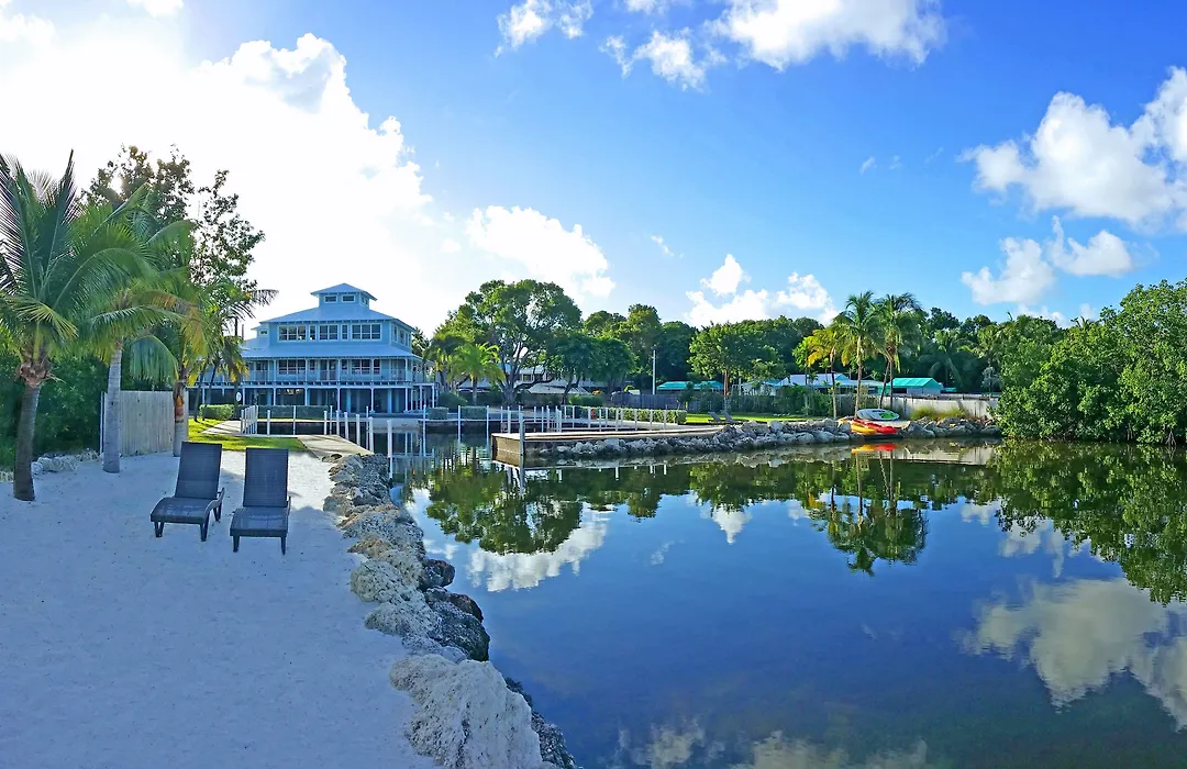 Dolphin Point Villas-1