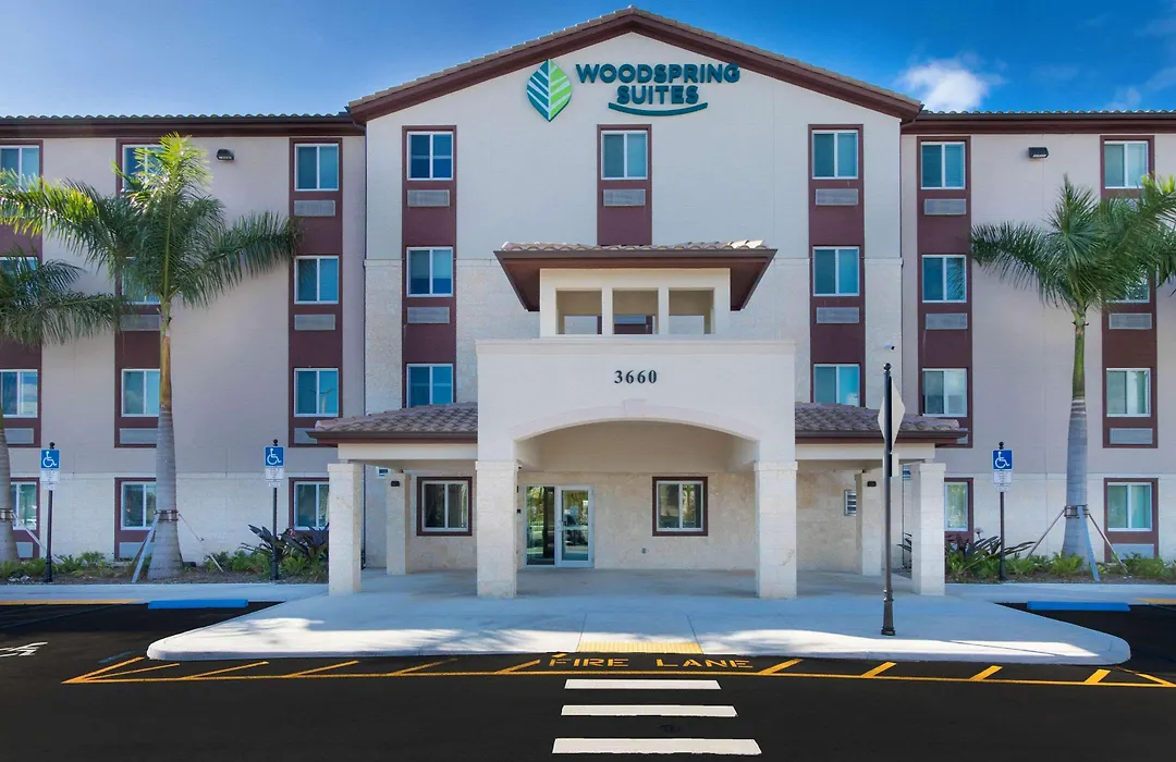 Woodspring Suites Miramar-1