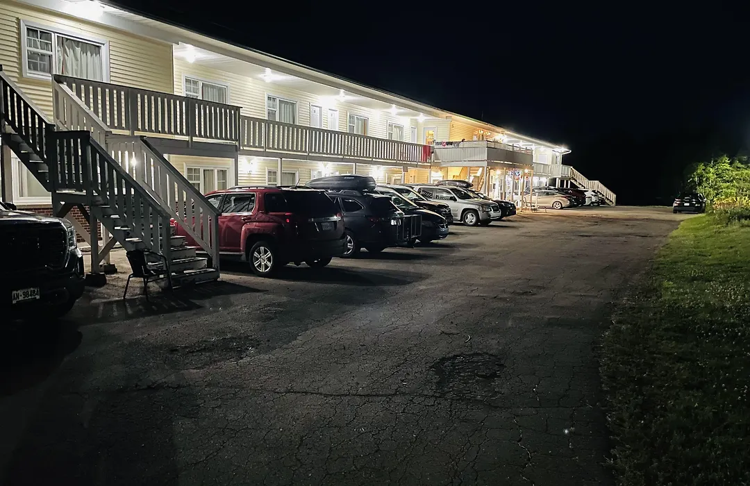 Scenic Motel Moncton-1