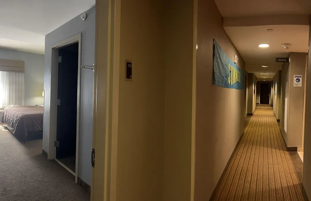 Cresthaven Inn Jamaica-Jfk-1