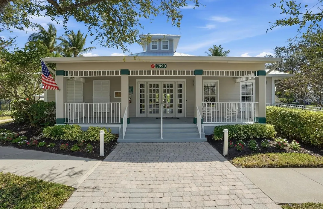 Greenlinks Golf Villas At Lely Resort-1