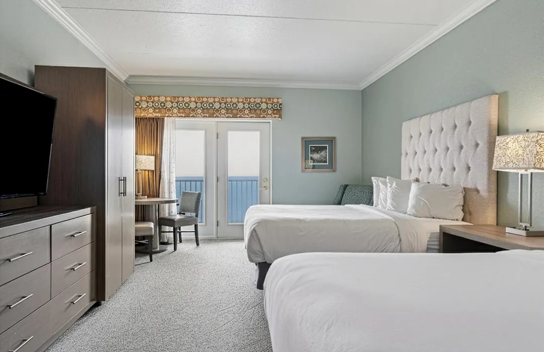 Cherry Tree Inn & Suites-1
