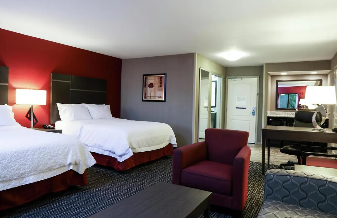 Hampton Inn & Suites Temecula-1