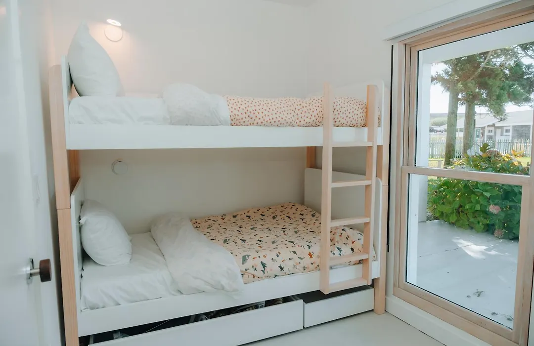 Driftwood Resort On The Ocean-1