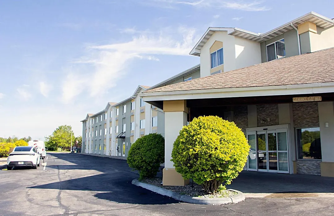 Baymont By Wyndham Maumee Toledo-1