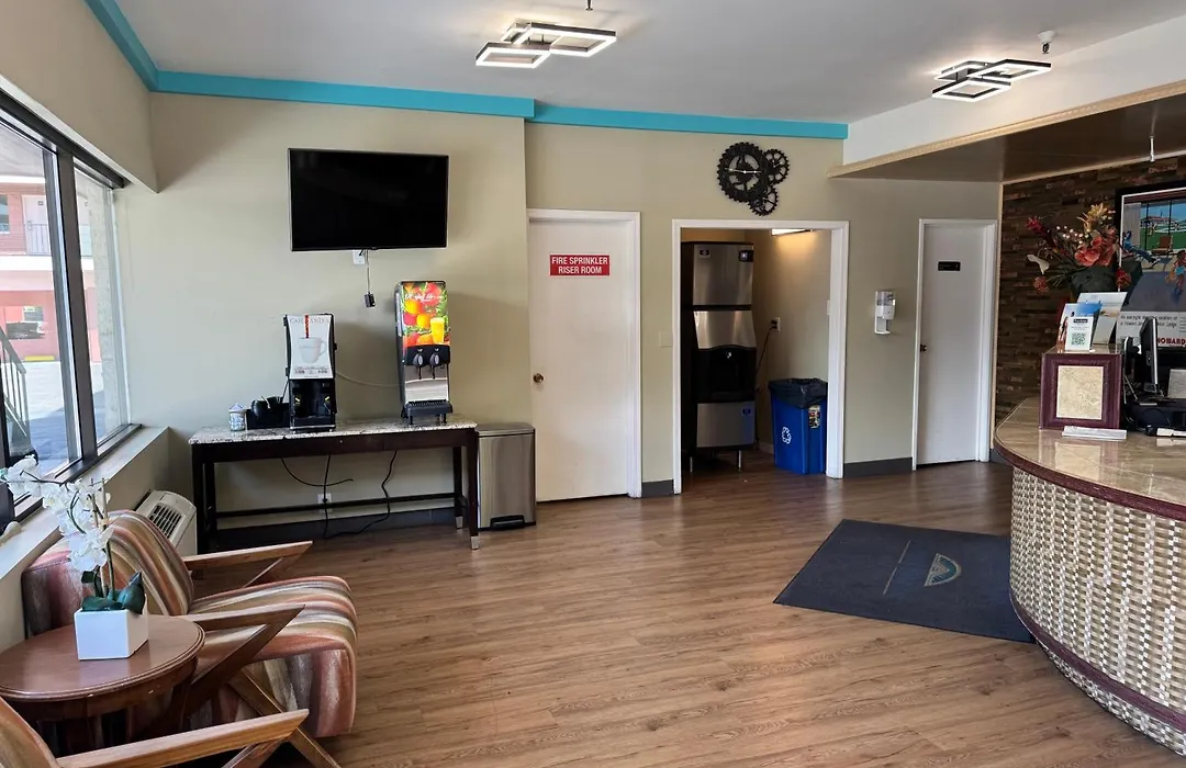 Travelodge By Wyndham Reno-1