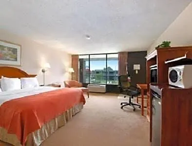 Baymont By Wyndham Paris-1