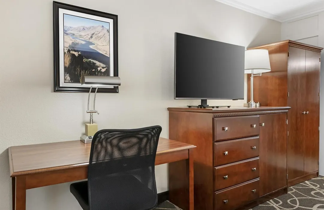 Best Western Plus Burley Inn & Convention Center-1