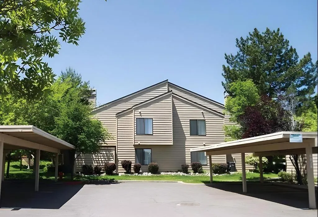 Club Lakeridge Resort-1