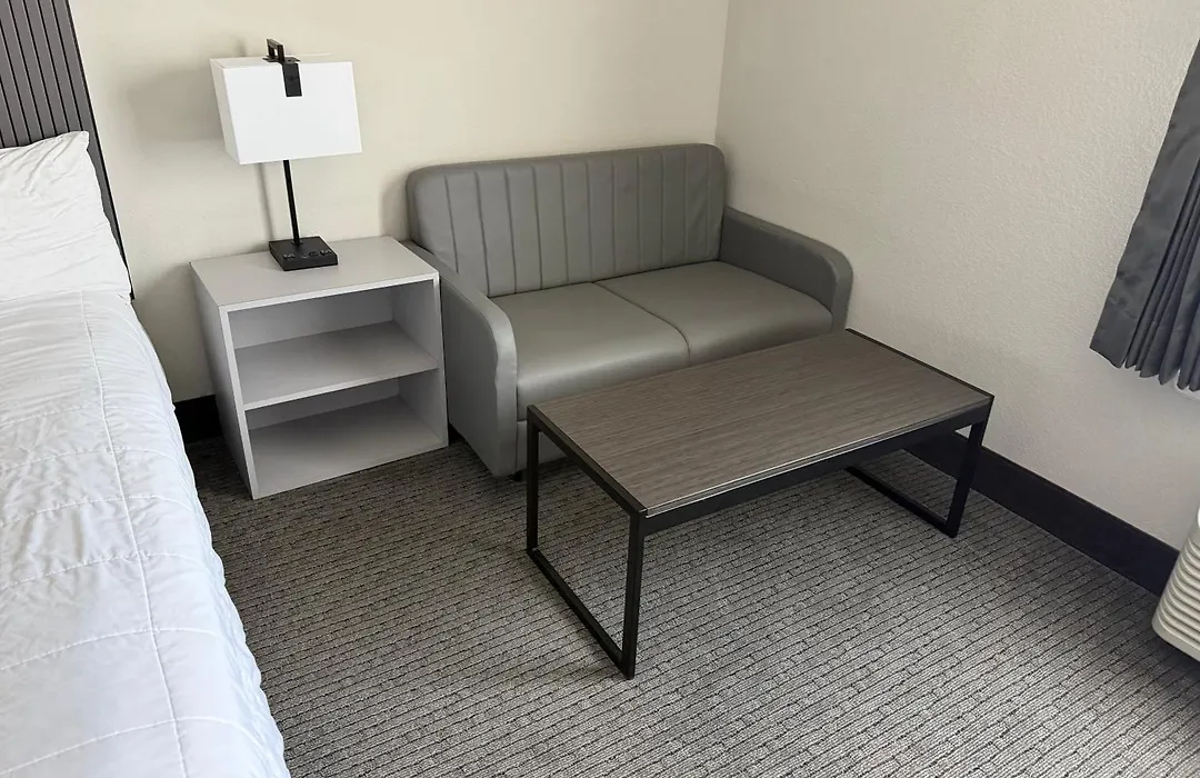 Lea County Inn-1