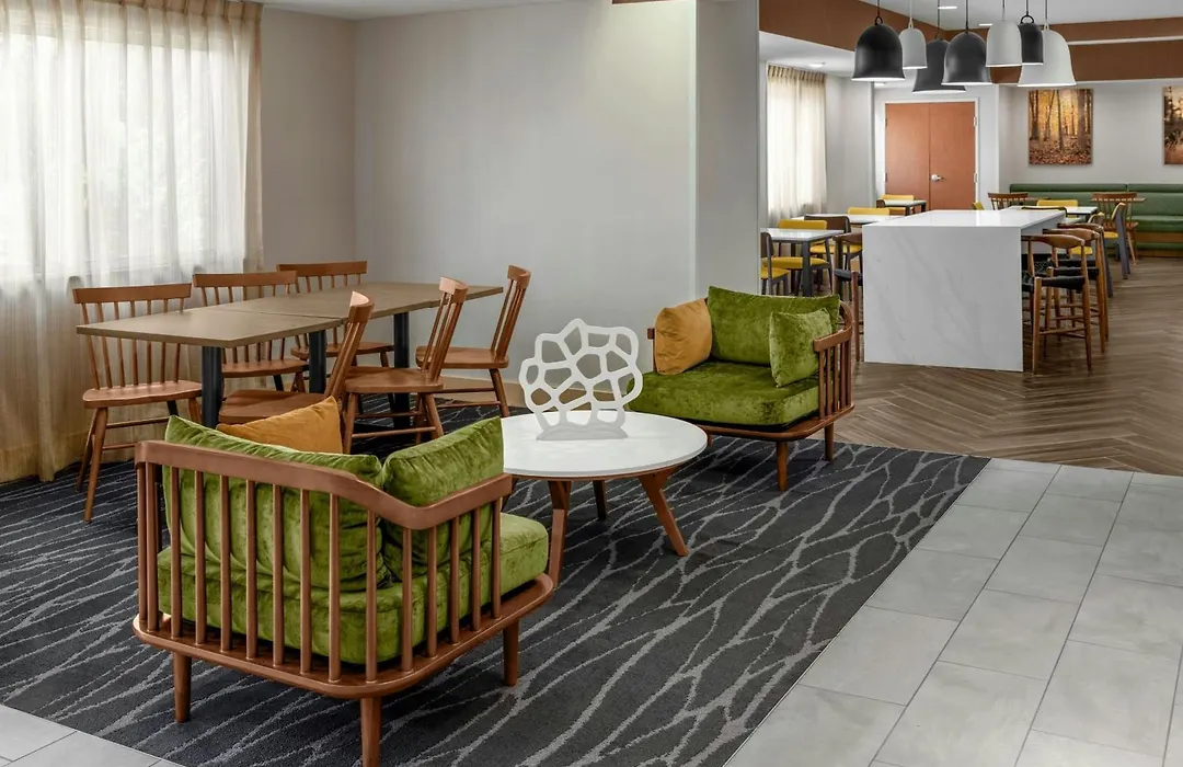 Fairfield Inn & Suites Saginaw-1