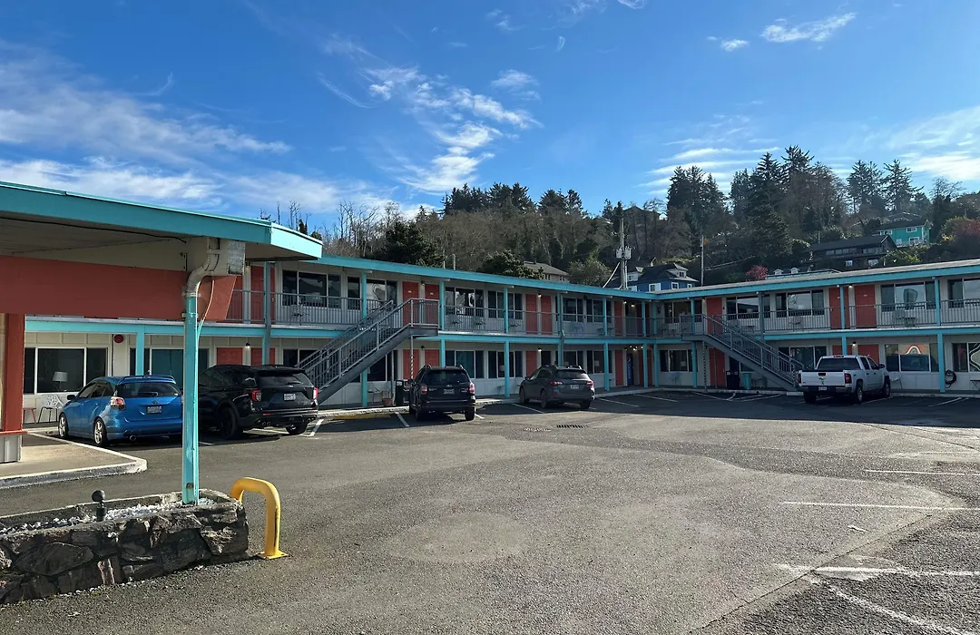 Atomic Motel-1