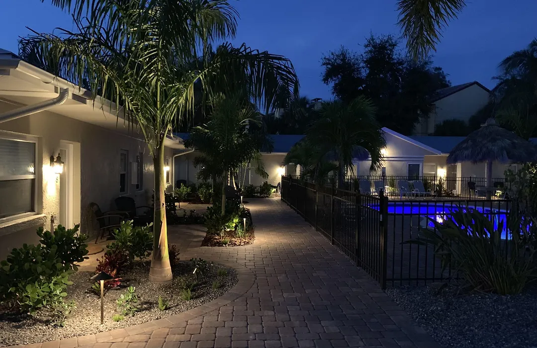 Twin Palms At Siesta-1