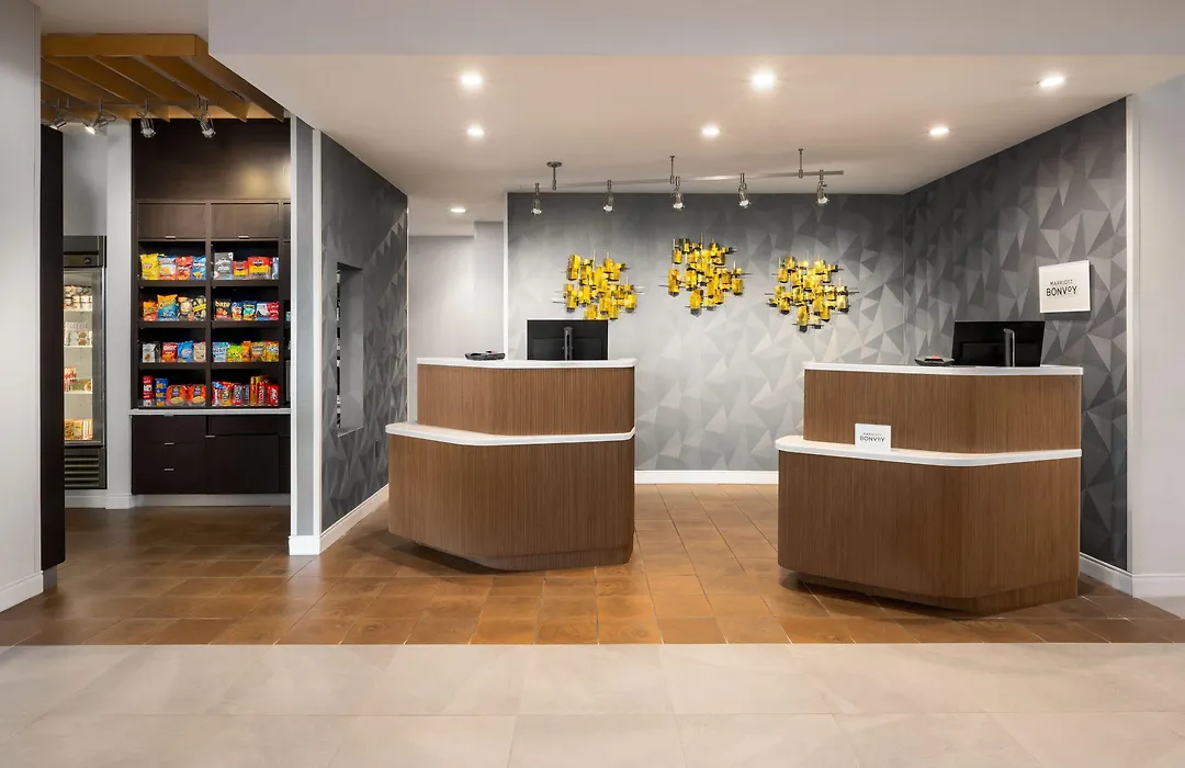 Courtyard By Marriott Auburn-1