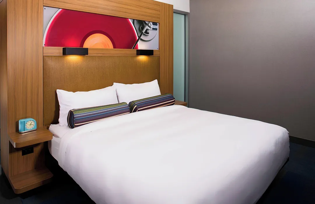 Aloft By Marriott Cleveland Downtown-1