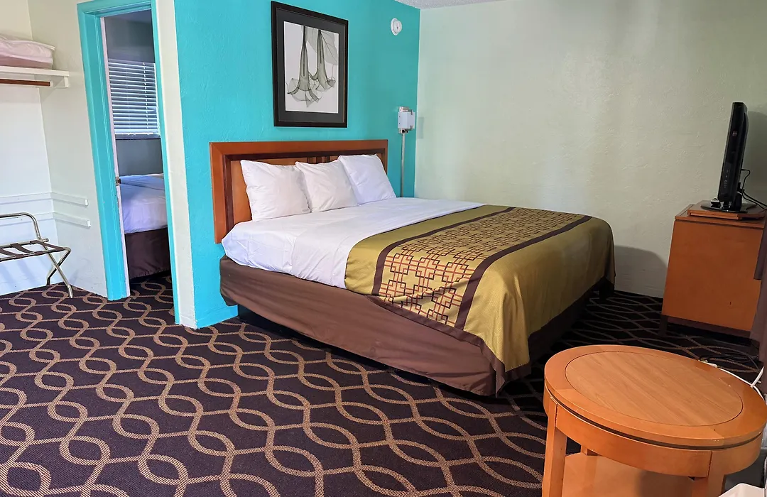 Klamath Motor Lodge-1