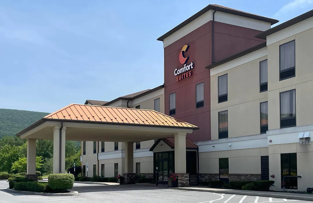 Comfort Suites Altoona North-1