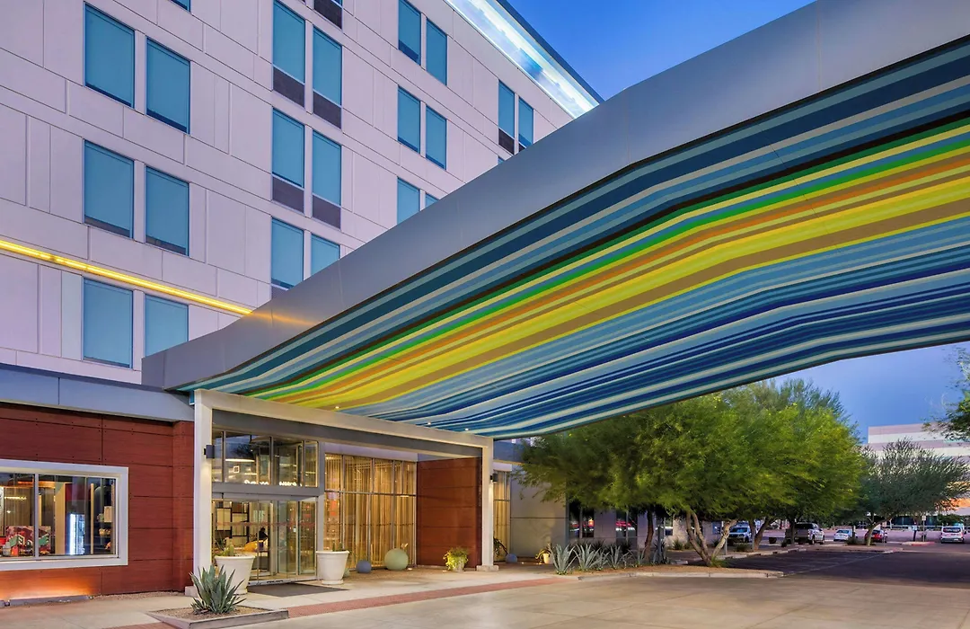 Aloft By Marriott Phoenix-Airport-1