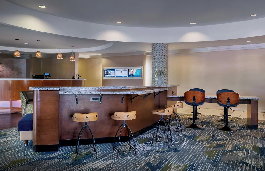 Springhill Suites By Marriott Charleston North-1