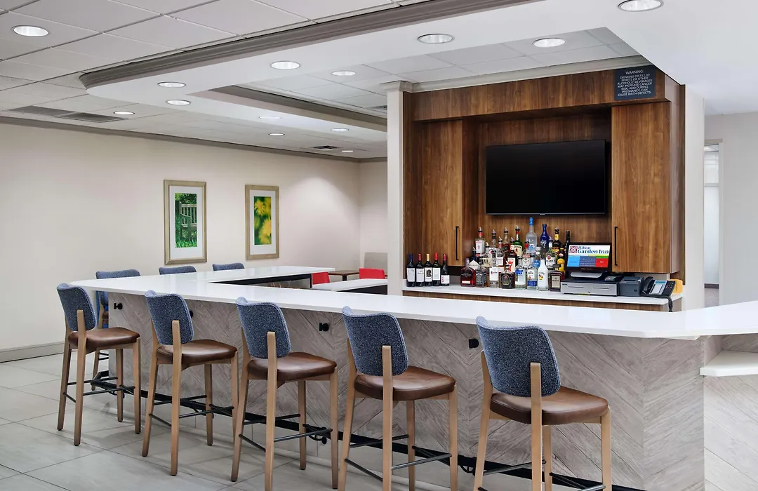 Hilton Garden Inn Schaumburg-1