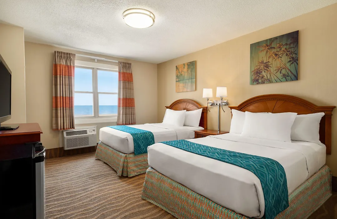 Plim Plaza Hotel-1