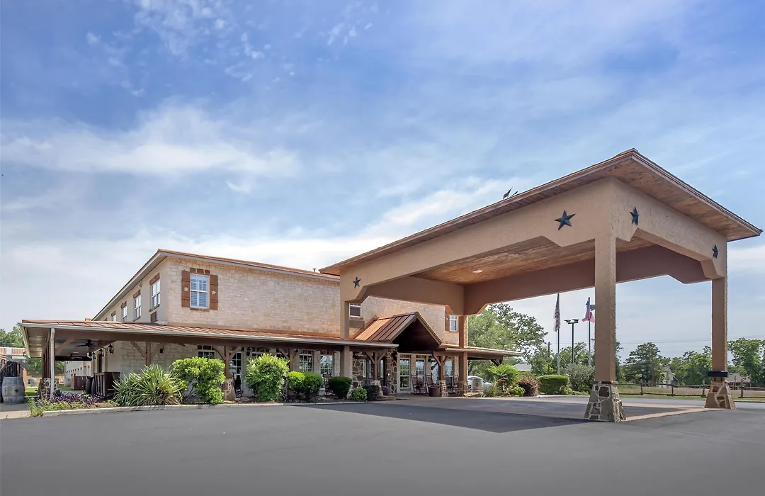 Best Western Plus Fredericksburg-1