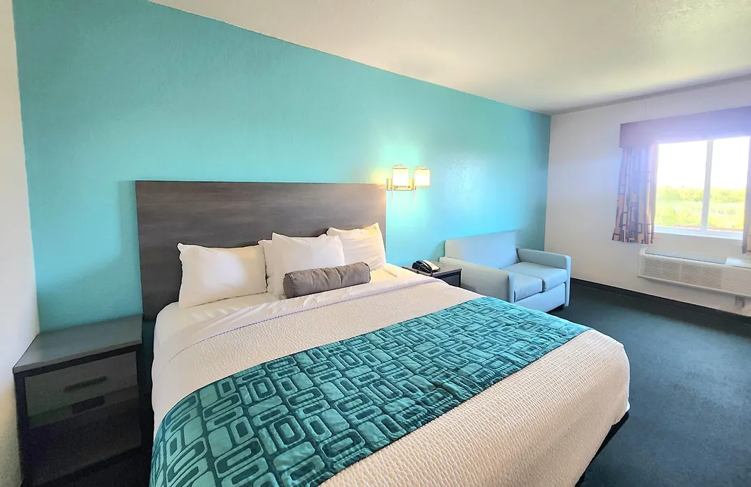 Howard Johnson By Wyndham Galveston-1