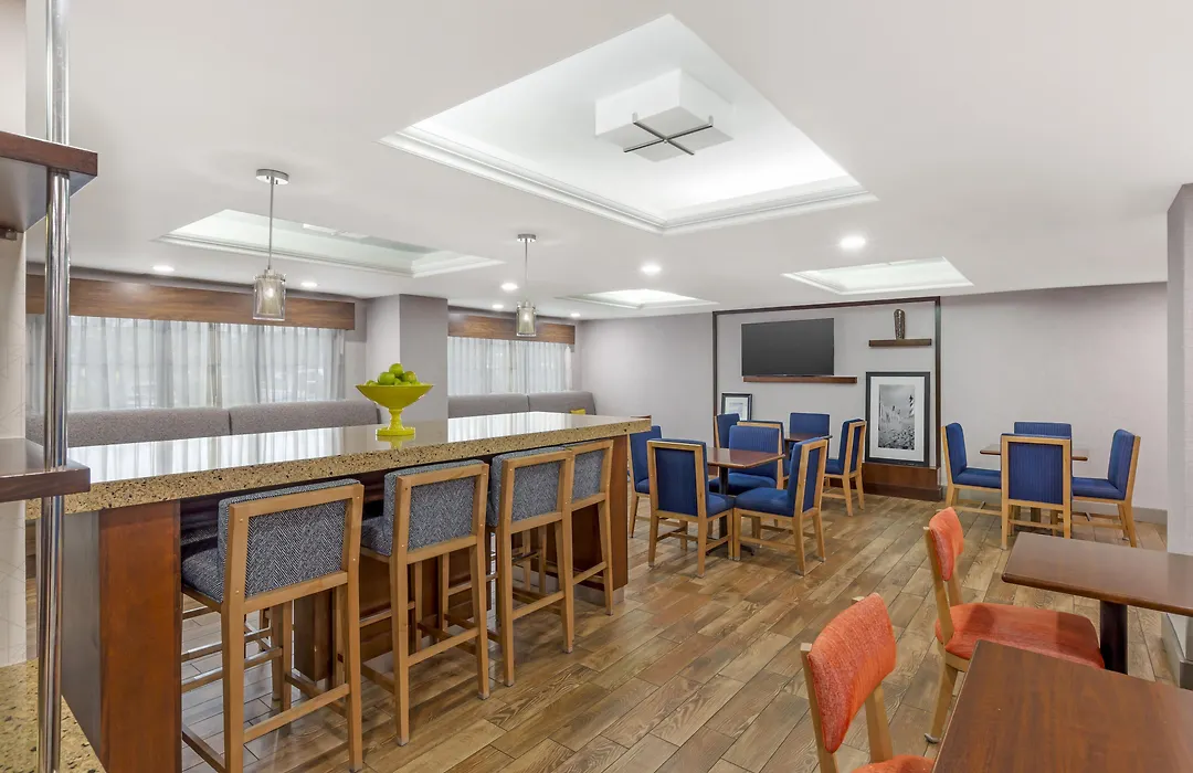 Hampton Inn Washington-1
