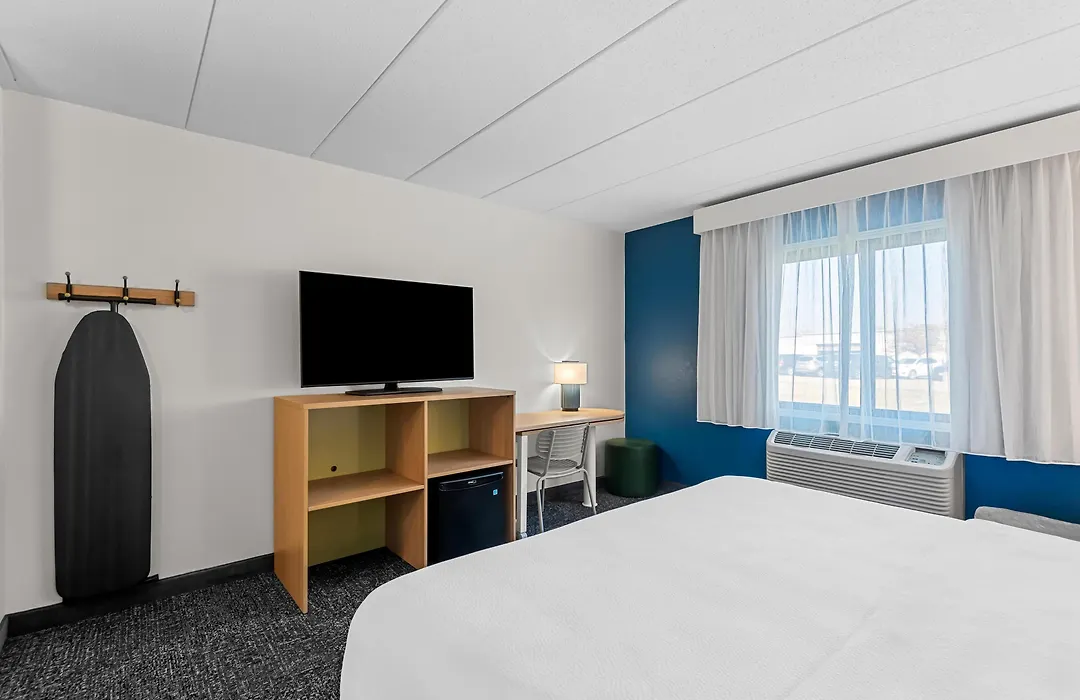 Spark By Hilton Cedar Falls-1