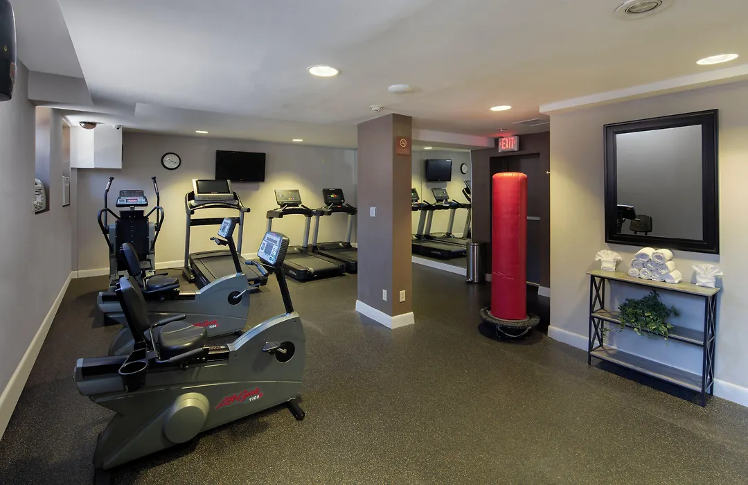 Ramada By Wyndham Jersey City-1