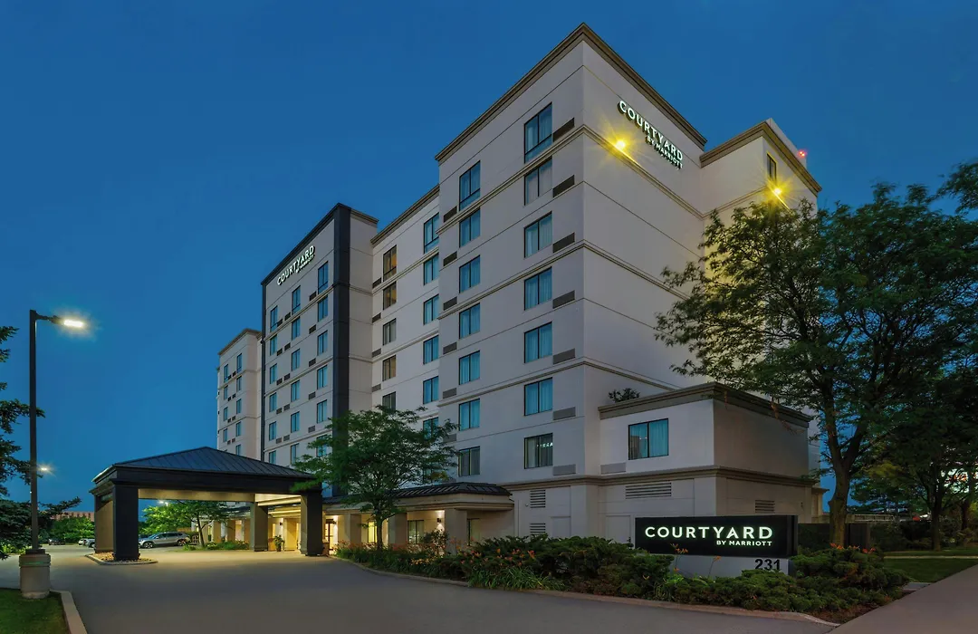 Courtyard By Marriott Toronto Airport-1