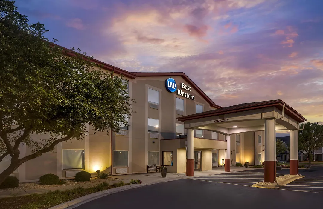 Best Western Joliet Inn & Suites-1