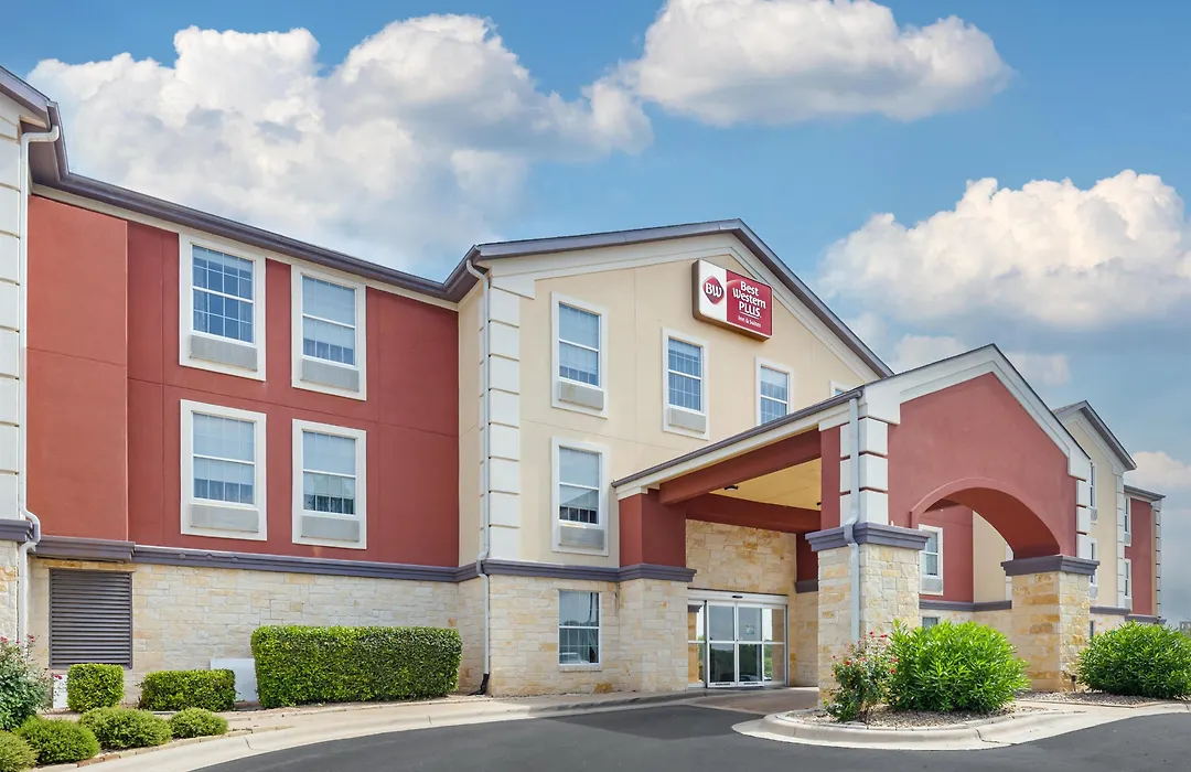 Best Western Plus Georgetown Inn & Suites-1