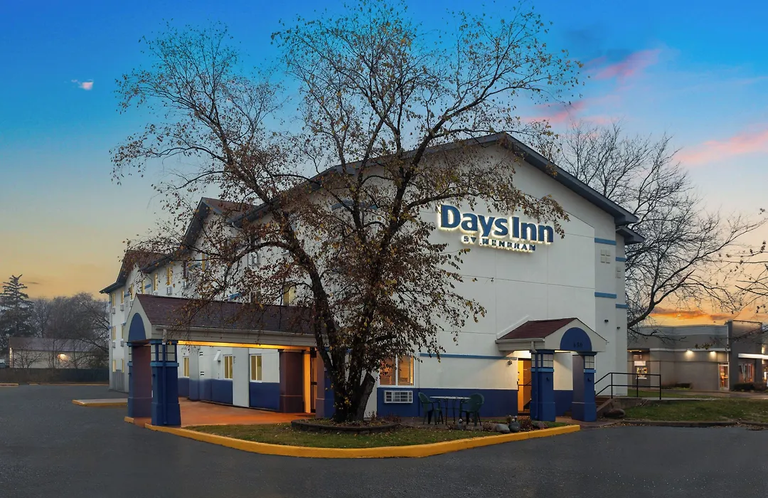 Rodeway Inn Waukegan - Gurnee-1