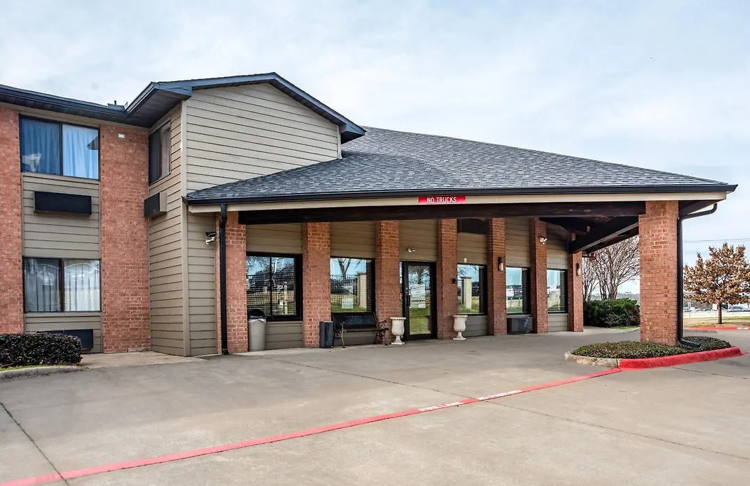 Econo Lodge Inn & Suites Mckinney - Plano North-1