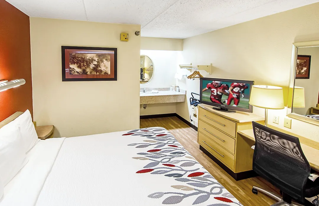 Red Roof Inn Pensacola - I-10 At Davis Highway-1