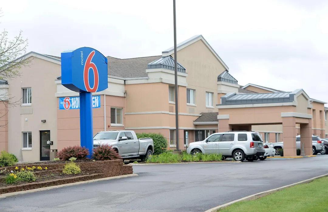 Motel 6-Anderson, In-1
