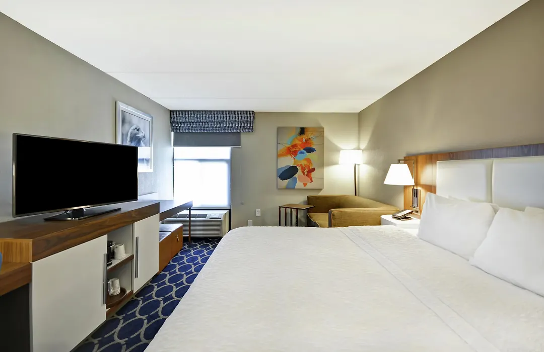 Hampton Inn Auburn-1