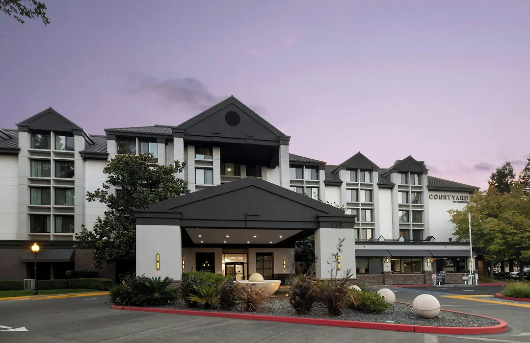 Courtyard By Marriott Santa Rosa-1