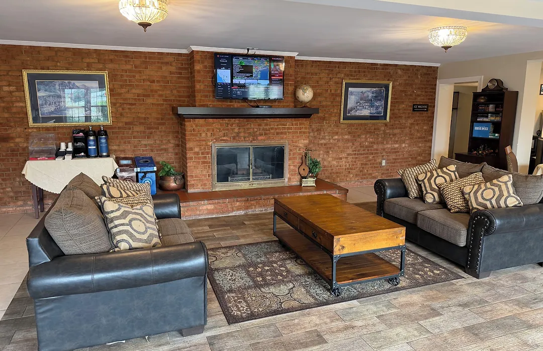 Governor House Inn Arlington/Falls Church-1