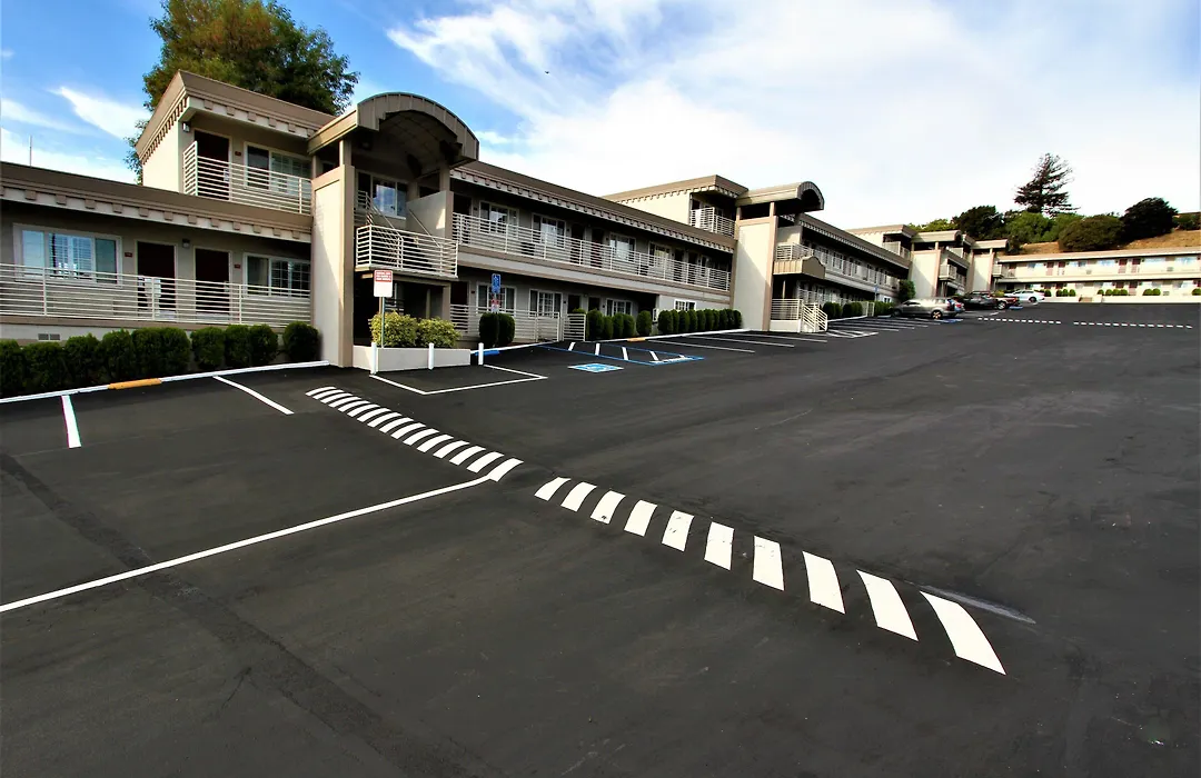 Budget Inn Of Hayward-1