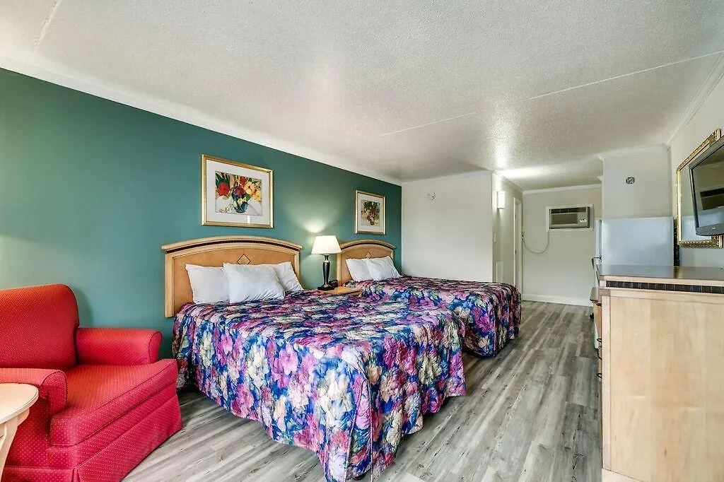 Sea Hawk Oceanfront Motel-1