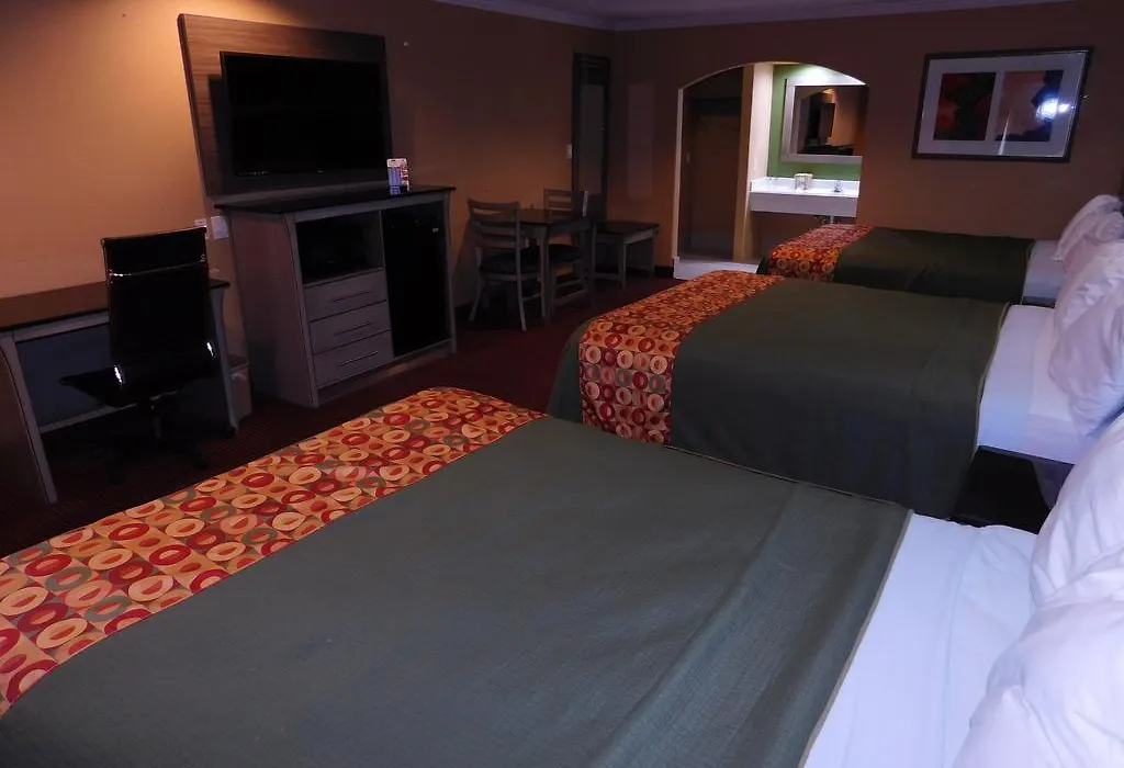 Regency Inn & Suites Beaumont-1