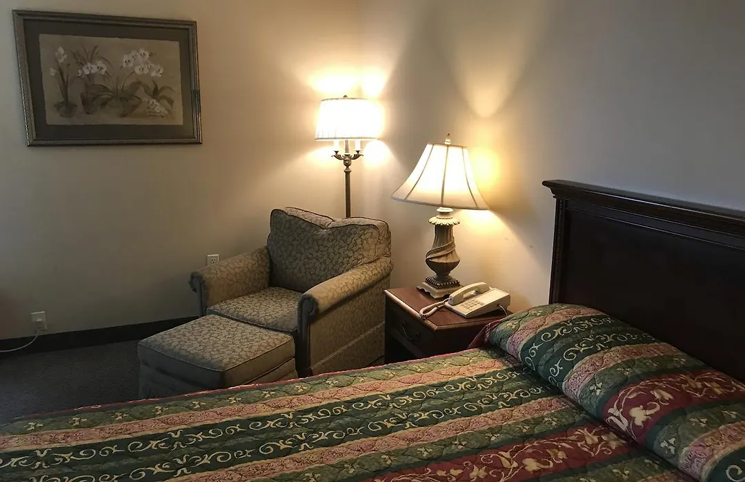 Lititz Inn And Suites-1