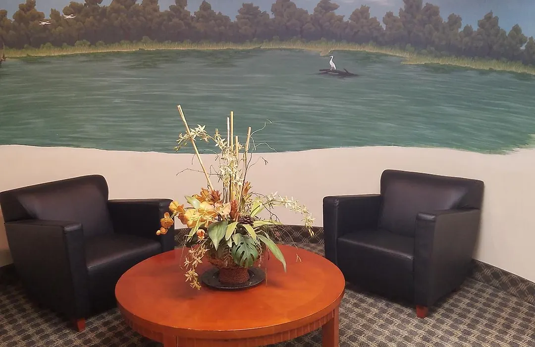 Days Inn & Suites By Wyndham Clermont-1