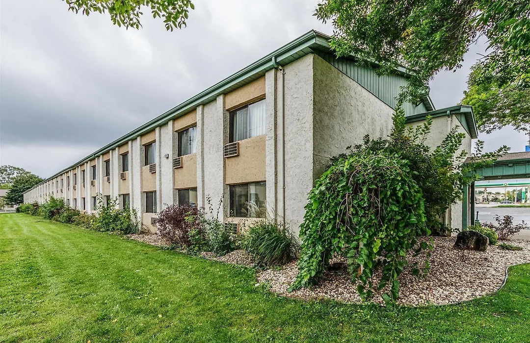 Rodeway Inn-1